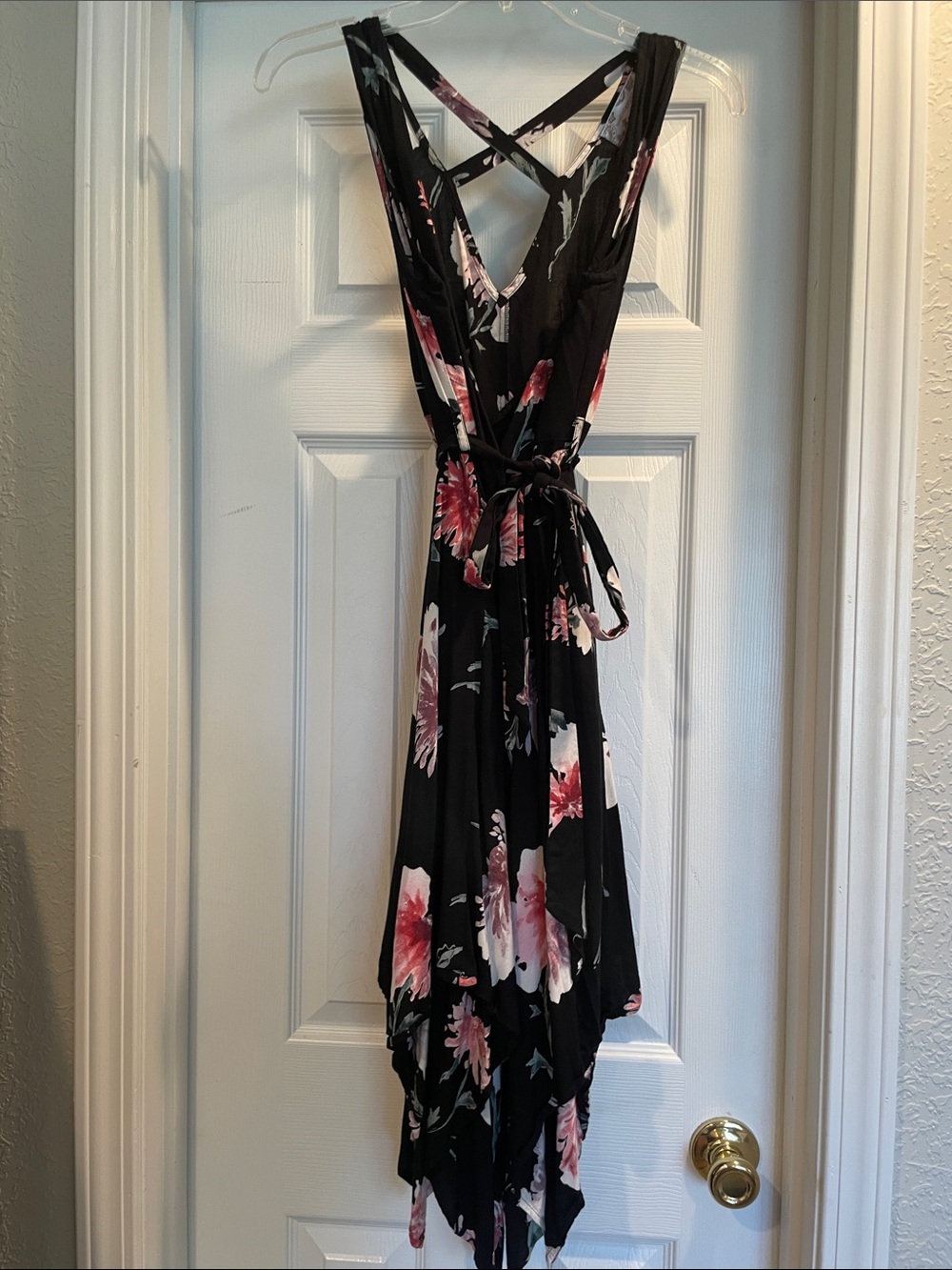 Floral wrap dress with button closure